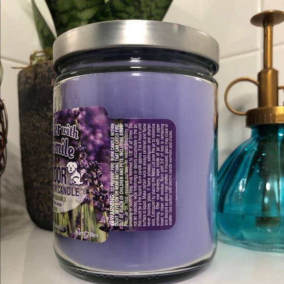 💜✨Lavender and Chamomile Pet Odor Candle 💟 - Picture 2 of 3